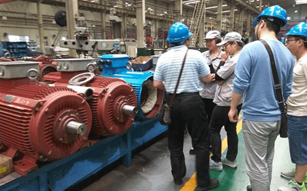 西安泰富西瑪電機開展安全月安全生產大檢查。